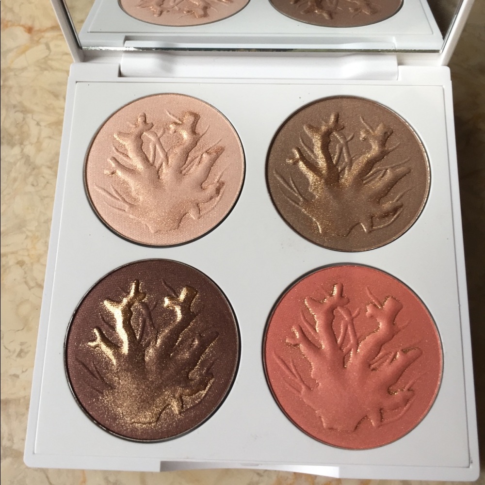 Chantecaille Coral Reefs Palette